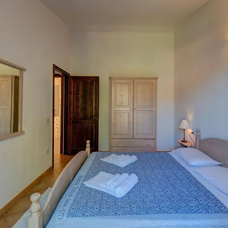 The Fantastic Residenza Badus-1 Bedroom Sleeps 4 -seaview-no0814 Badesi