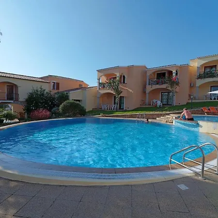 The Fantastic Residenza Badus-1 Bedroom Apartment Sleeps 4 -Seaview-No0814 *