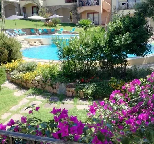The Fantastic Residenza Badus-1 Bedroom Sleeps 4 -seaview-no0814