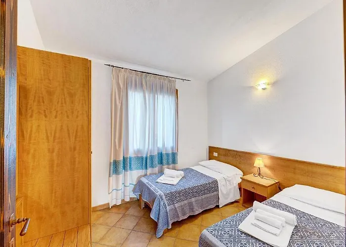 The Fantastic Residenza Badus-1 Bedroom Sleeps 4 -seaview-no0814 * Badesi