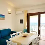 Apartmán The Fantastic Residenza Badus-1 Bedroom Sleeps 4 -seaview-no0814