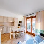 Apartmán The Fantastic Residenza Badus-1 Bedroom Sleeps 4 -seaview-no0814 *