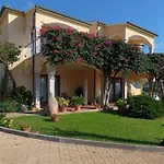Apartmán The Fantastic Residenza Badus-1 Bedroom Sleeps 4 -seaview-no0814 *