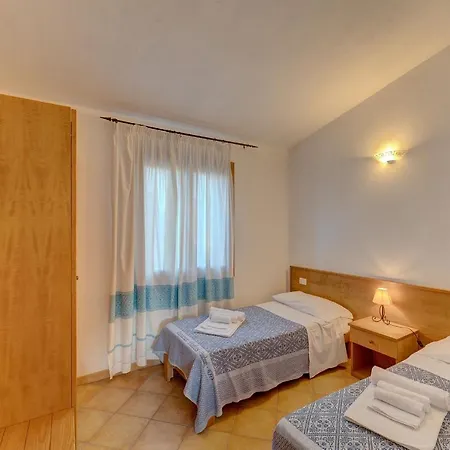 The Fantastic Residenza Badus-1 Bedroom Sleeps 4 -seaview-no0814 Daire *