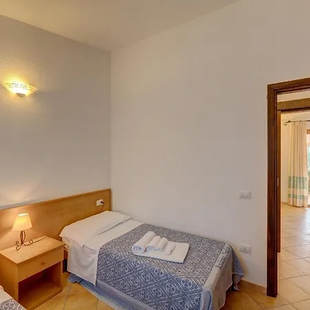 The Fantastic Residenza Badus-1 Bedroom Sleeps 4 -seaview-no0814 Daire