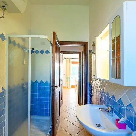 Daire The Fantastic Residenza Badus-1 Bedroom Sleeps 4 -seaview-no0814 *