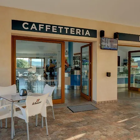 The Fantastic Residenza Badus One Bedroom Sleeps Four Child Num0814 *