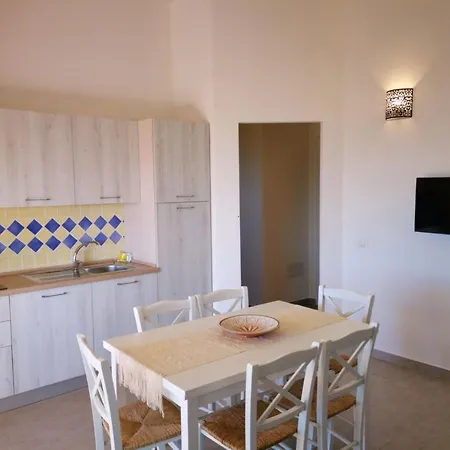 Apartmán The Fantastic Residenza Badus-1 Bedroom Sleeps 4 -seaview-no0814 *