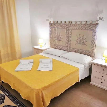 The Fantastic Residenza Badus-1 Bedroom Sleeps 4 -seaview-no0814 * Badesi