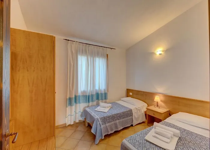 The Fantastic Residenza Badus-1 Bedroom Sleeps 4 -seaview-no0814 Appartement *
