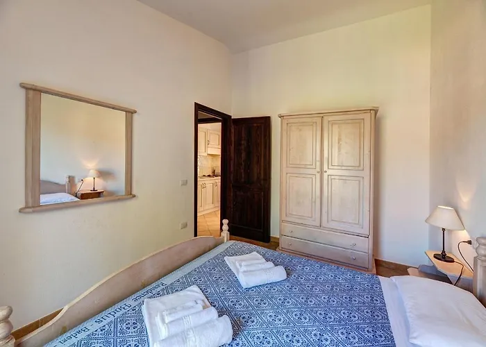 The Fantastic Residenza Badus-1 Bedroom Sleeps 4 -seaview-no0814